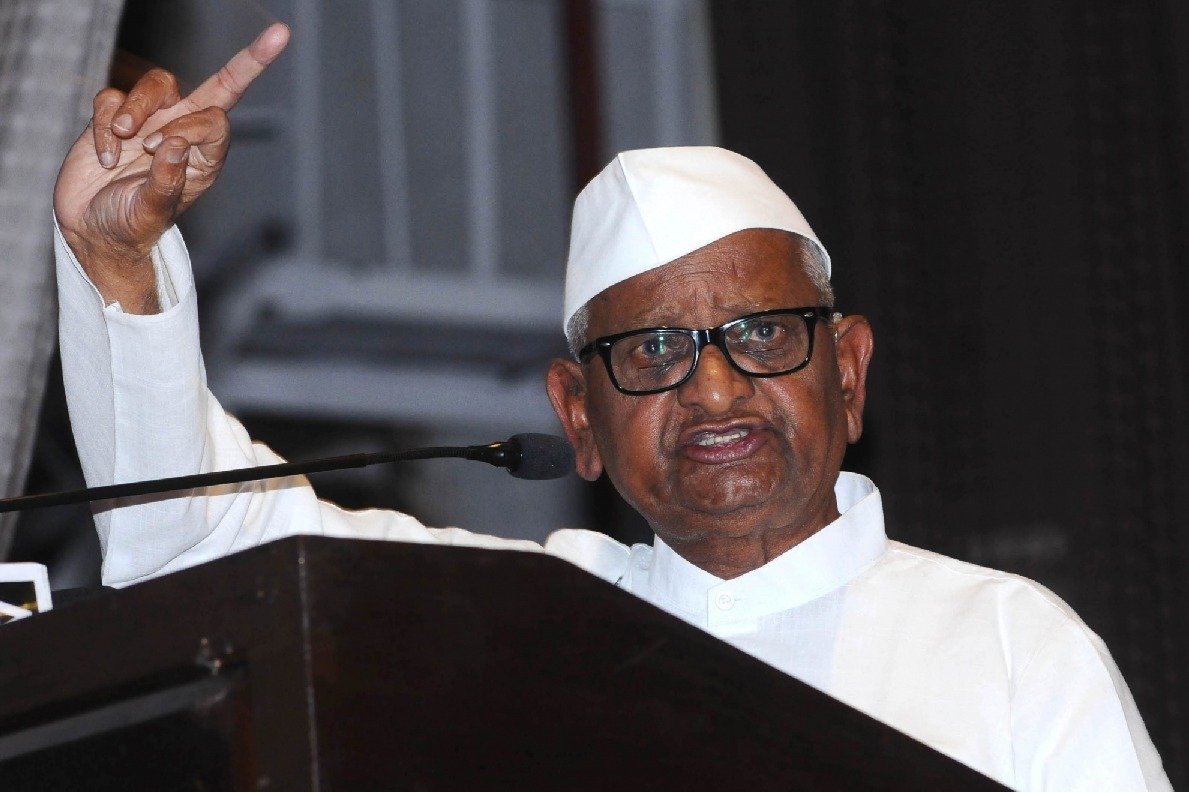 Anna Hazare undergoes angiography, stable