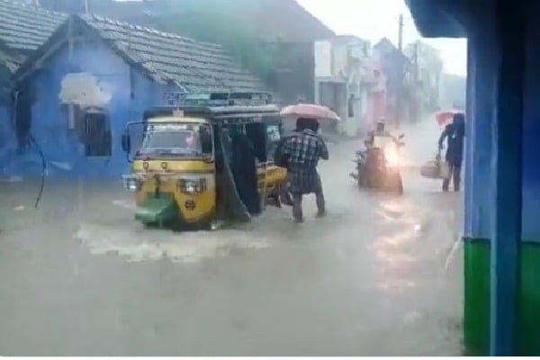 Rains started in Tamilnadu as IMD issues red alert 