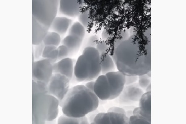 Pop Corn clouds spotted in Argentina 
