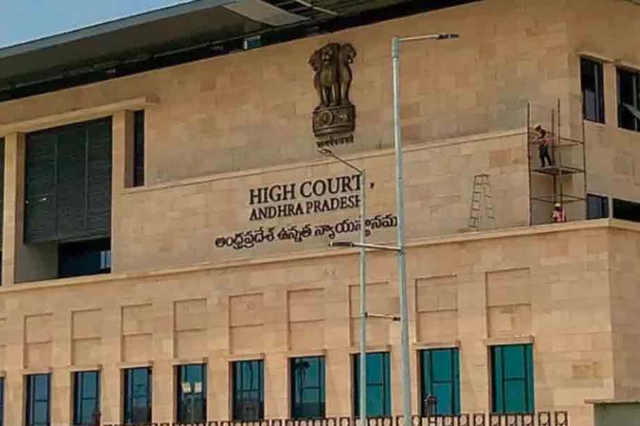 AP govt files affidavit in High Court in Amaravathi case