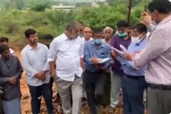  Central team visits Tirupati Rayala Cheruvu