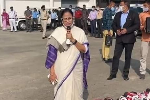 Mamata Banarjee says there is no UPA