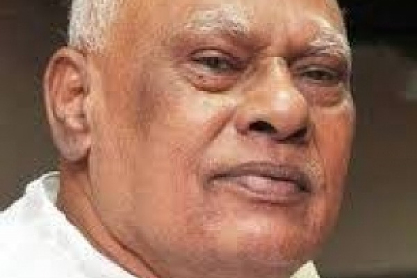 Telugu states mourn undivided Andhra's former CM Rosaiah (Ld)