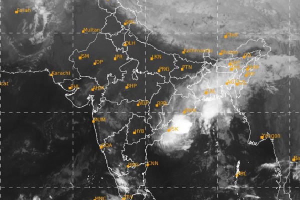 Cyclone Jawad change course and moves slowly towards Odisha