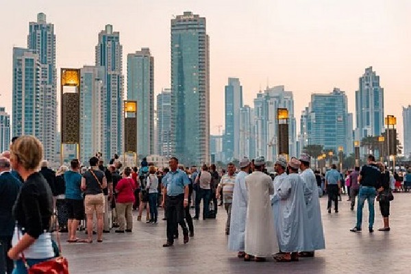 UAE decides to cut off working days for employees 