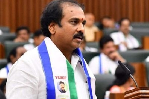 Chandrababu Naidu diluted SCS demand, says Andhra minister