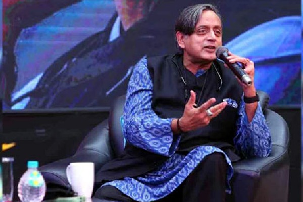 thats why Mamata oppose congress said Shashi Tharoor