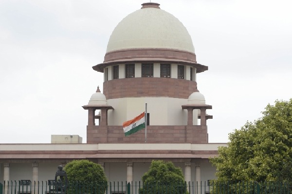 Use freedom of mind, don't convict on moral grounds, SC to lower courts
