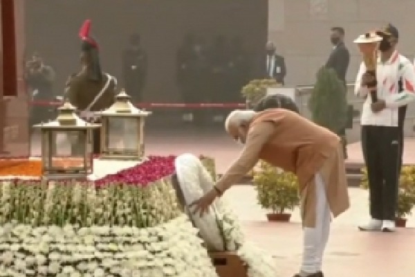 PM Modi lays wreath at National War Memorial, recalls valour of armed forces
