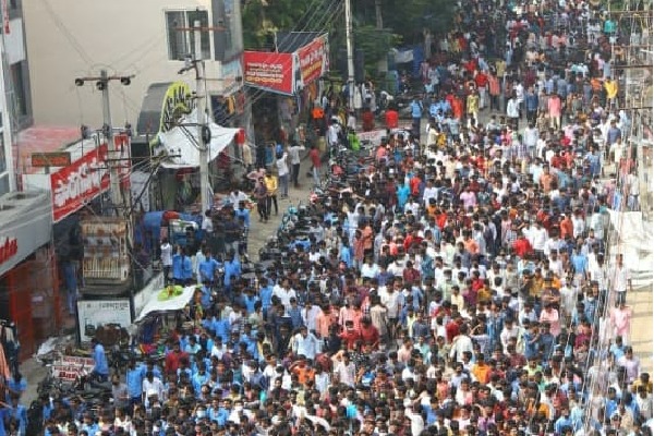 Rally in support of three capitals in Tirupati ahead of Amaravati farmers' meet