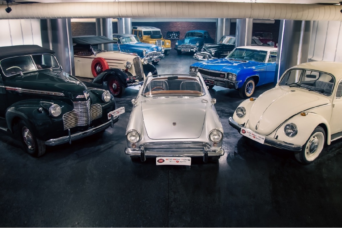 E-auction of vintage, classic cars on Dec 19