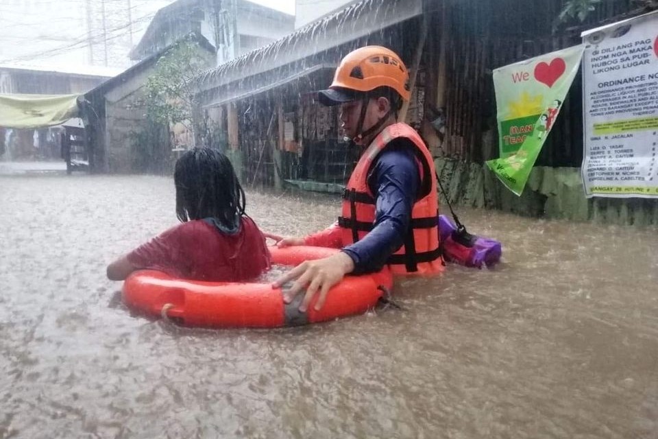 Typhoon Rai Pummeled Central Philippines 