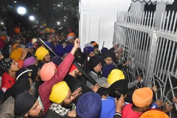 Man killed over sacrilege in Golden Temple