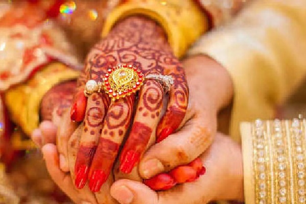 Bihar Police search for liquor bottle in newlywed brides room