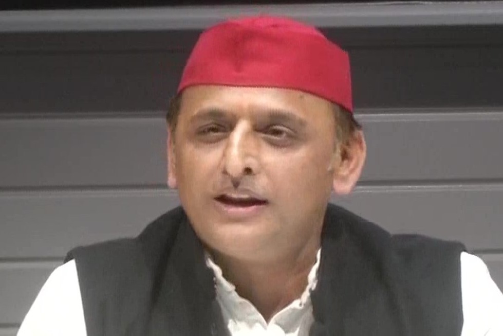 Akhilesh Yadav alleges their phone are being tapped by CM Yogi Adithyanath