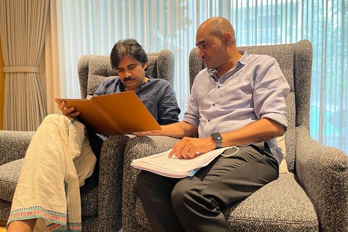 Pawan appears reading Harihara Veera Mallu script with director Krish