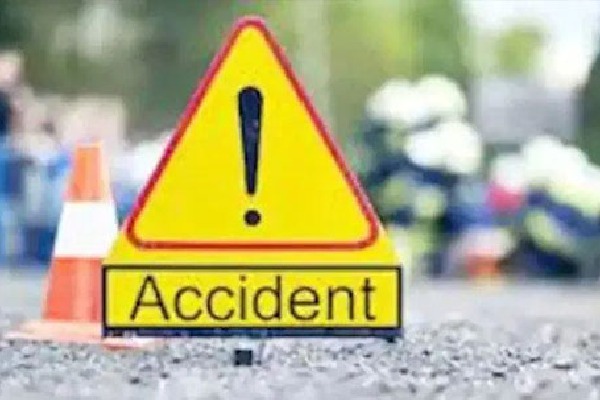 Jangaon Family hurt in road accident in los angeles