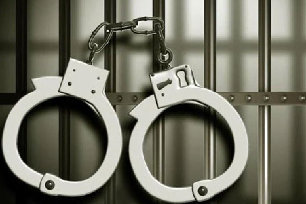 Guntur Police arrest 21 Prostitute organizers cine producer among them 