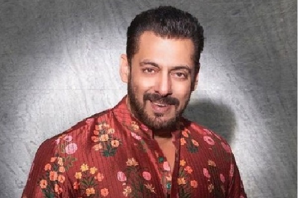 Salman Khan on his b'day: I just love it when the country calls me 'bhai' ( Exclusive)