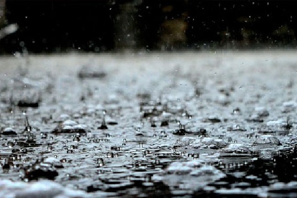 light rains expected in telangana today