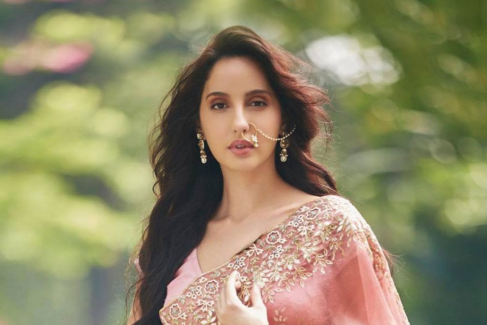 Bollywood actress Nora Fatehi suffering from Corona