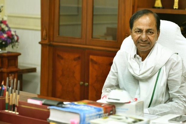 CM KCR wishes people happy new year