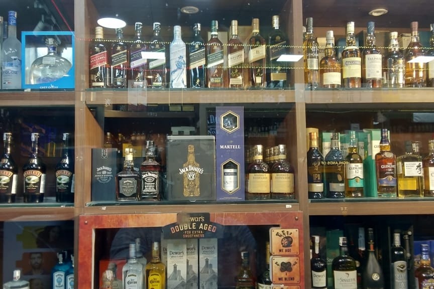 New Year High: Telugu states sell liquor worth Rs 300 cr
