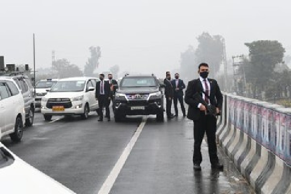 Security laps in PM Modis Punjab tour