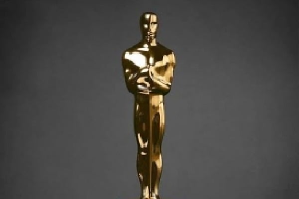 After 3 years, Oscars to have a host; network doesn't reveal name