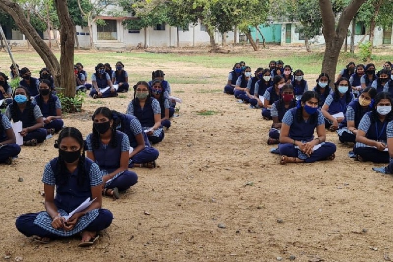 Tamilandu govt decides to close schools amid corona spreading 