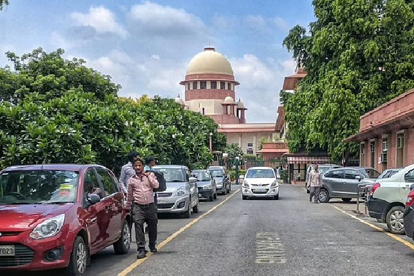 Supreme Court Issues Summons To AP and Bihar CS