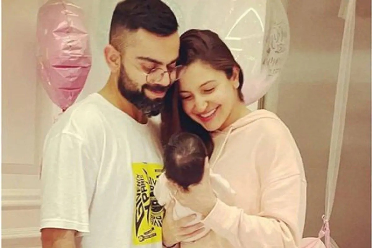 Virat Kohli reacts after daughters pictures captured by broadcaster