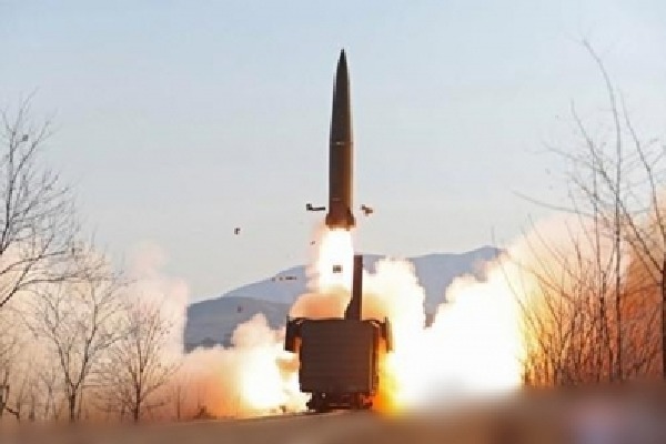 N.Korea fires 2 short-range projectiles into eastern waters