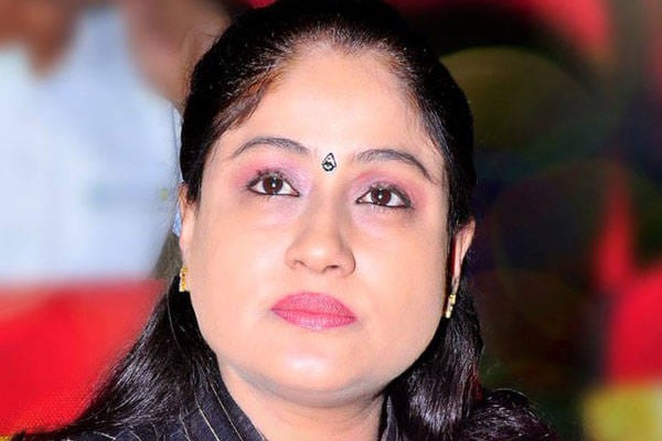 Vijayasanthi thanked every one who wishes on her political career