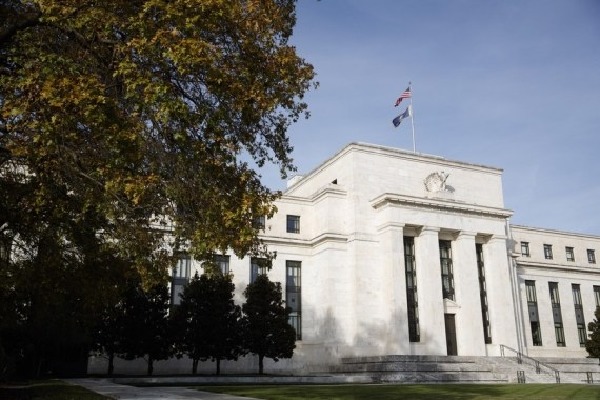US Fed's inflation measure hits nearly 40-yr high