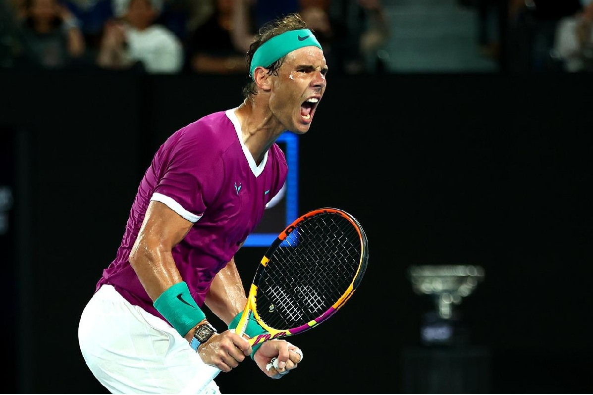 Nadal beats Medvedev to win Australian Open and 21st Grand Slam title