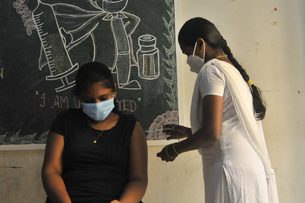 President Kovind hails India's vaccination drive