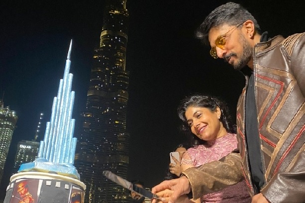 Kannada superstar Kichcha Sudeep completes 26 years in cinema, thanks wife