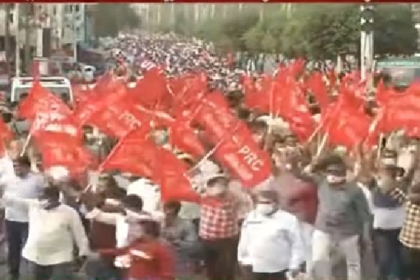 High tension in Vijayawada as thousands of employees reached the city