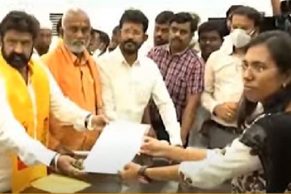 Balakrishna meets Ananthapuram District collector demanding district as Hidupuram headquarter
