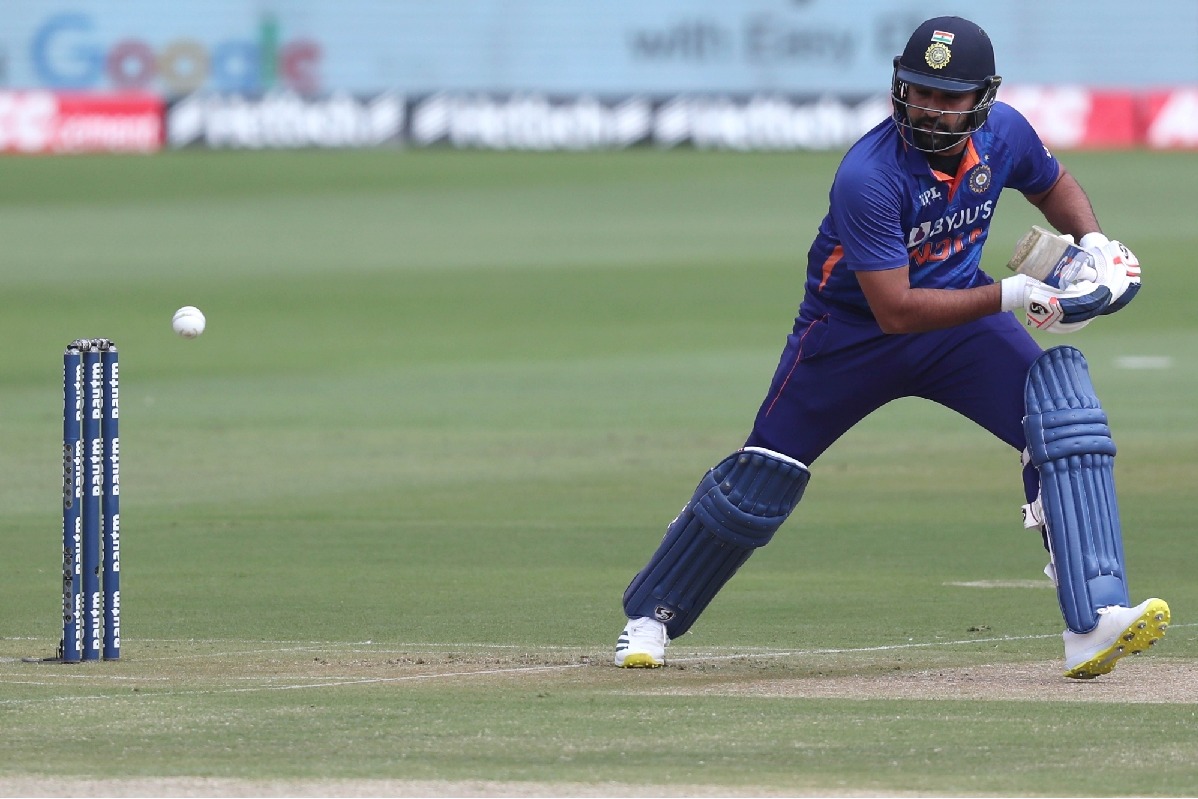 Rohit Sharma closes in on Virat Kohli in ICC ODI batting rankings