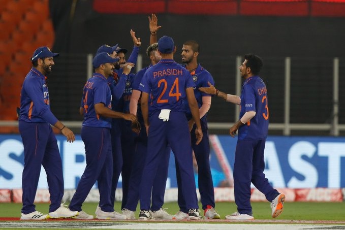 Team India wins second odi and clinched series