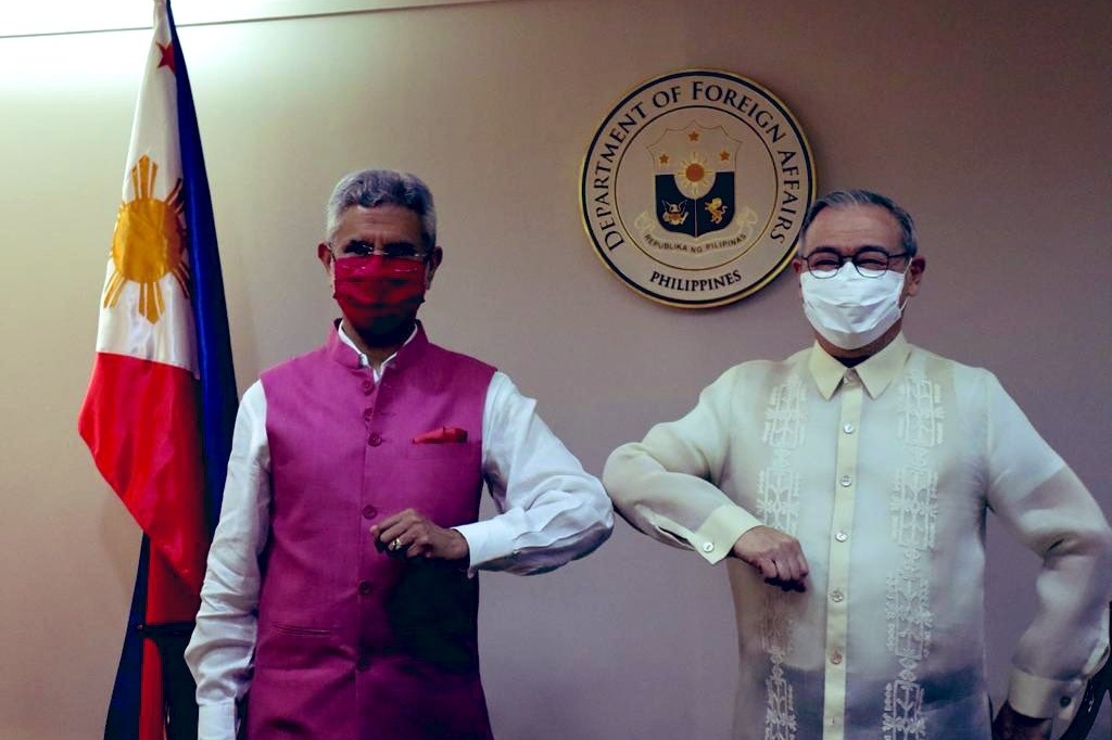 Jaishankar in Manila, holds talks with Filipino counterpart