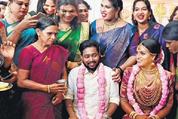 Family by their side Transgenders get Married in Kerala