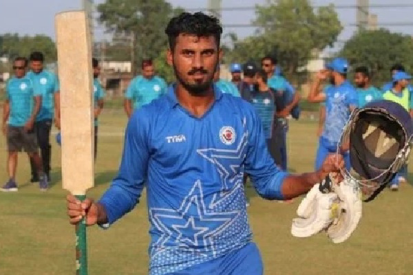 Bihar lad Sakibul Gani hits 341 on debut in Ranji Trophy