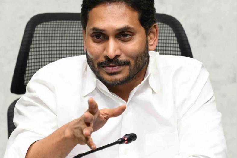 Jagan takes up stranded Telugu students' cause with MEA