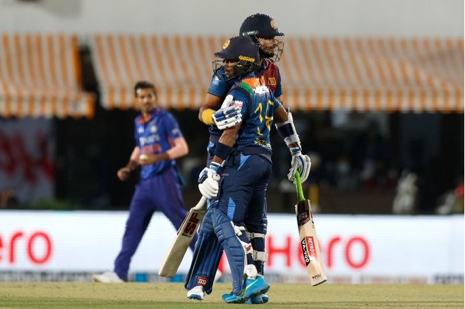 Sri Lanka set huge target for Team India