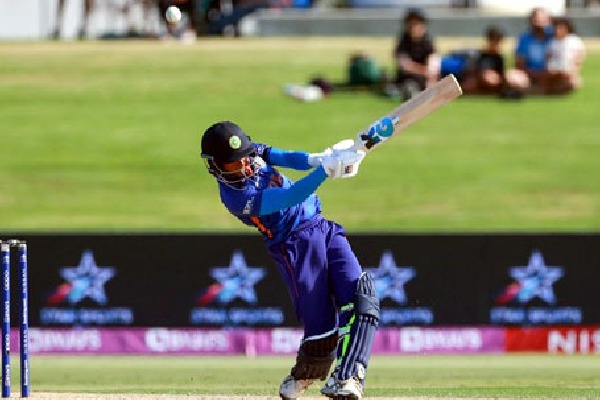  ICC Womens World Cup 2022 India targets 245 runs to pak