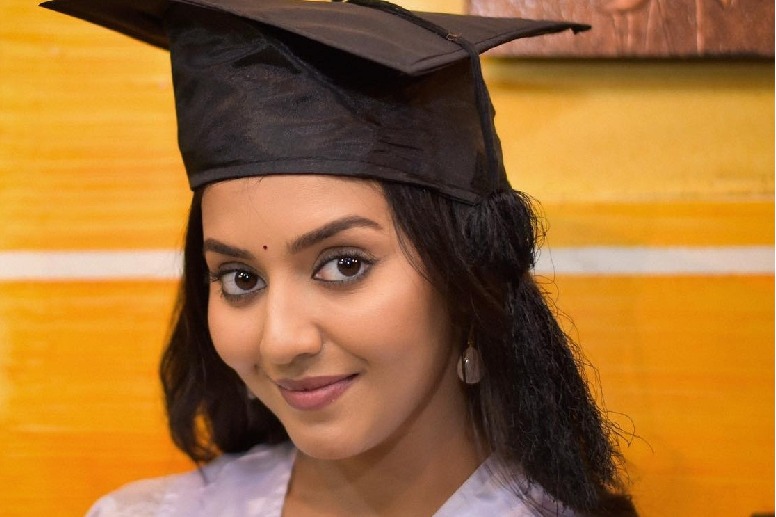 Actress Vidya Prabhu gets doctorate in Stem Cell biology, heads to US for job