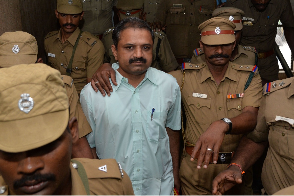 Despite opposition by Centre, SC grants bail to Rajiv Gandhi assassination convict